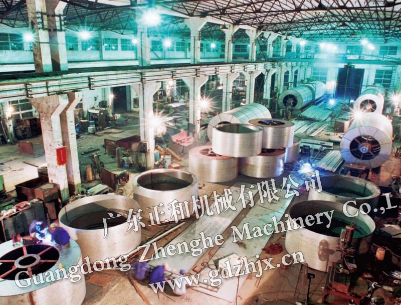 Where is the manufacturer of crepe sheet machines, rubber crushing machines, and rubber processing equipment in Hainan, Guangdong